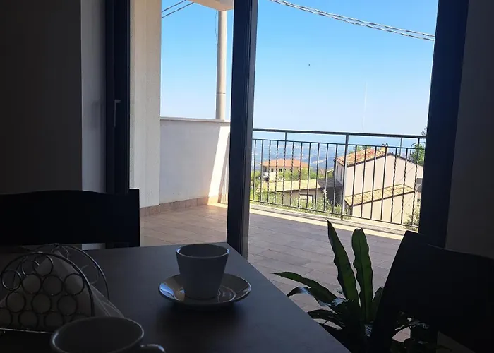 Alojamento de Acomodação e Pequeno-almoço Corina *