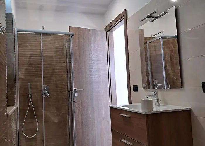 Corina Vaccarizzo Albanese